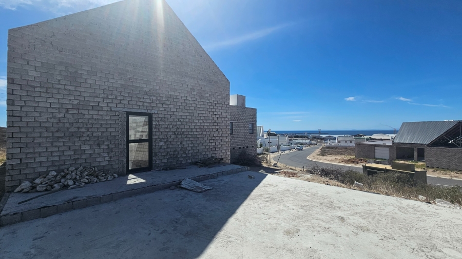 3 Bedroom Property for Sale in Harbour Lights Western Cape